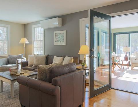 11 W River St, Upton, MA 01568 photo 13