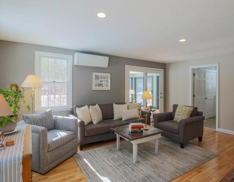 11 W River St, Upton, MA 01568 photo 11