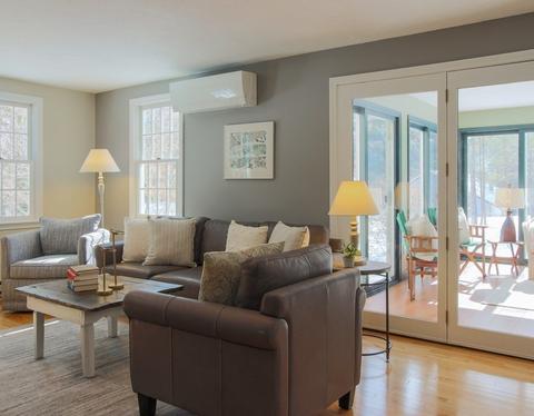 11 W River St, Upton, MA 01568 photo 10