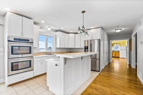 96 Maple Springs Rd, Wareham, MA 02571 photo 4