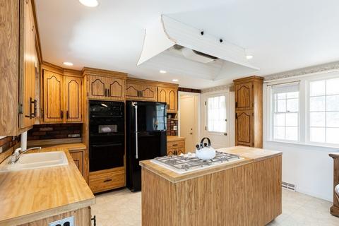 581 Riverview Dr, Chatham, MA 02633 photo 8