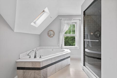 76 Canterbury St, Hingham, MA 02043 photo 13