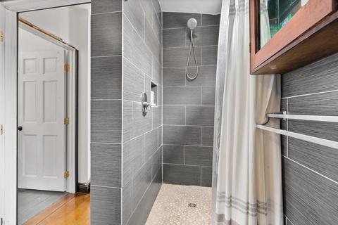 76 Canterbury St, Hingham, MA 02043 photo 8