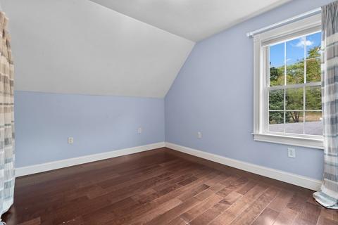76 Canterbury St, Hingham, MA 02043 photo 9