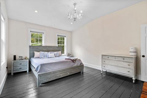 76 Canterbury St, Hingham, MA 02043 photo 6