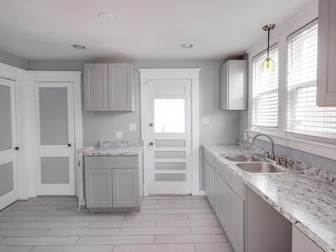 71 Dorset, Springfield, MA 01108 photo 2