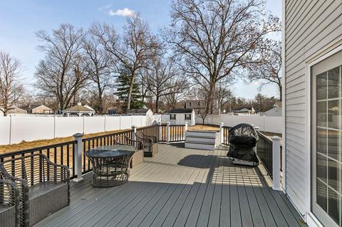 46 Pearson Dr, Springfield, MA 01119 photo 28