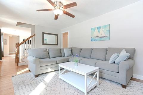 481 Maple St, Franklin, MA 02038 photo 9