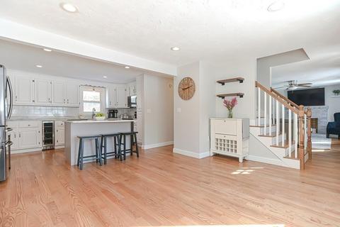 481 Maple St, Franklin, MA 02038 photo 7