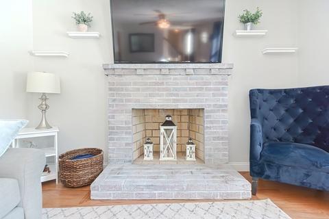 481 Maple St, Franklin, MA 02038 photo 10