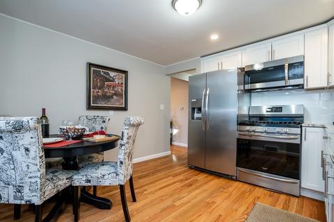 111 Huron St, Springfield, MA 01104 photo 5