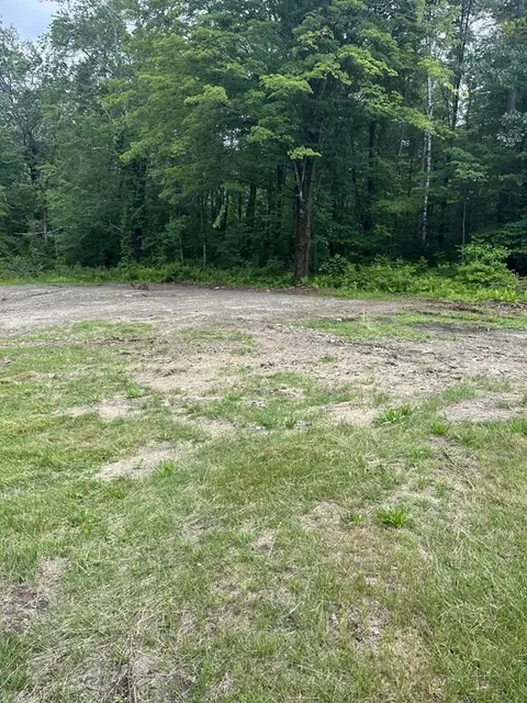 23 Robbins Rd, Greenfield, MA 01301
