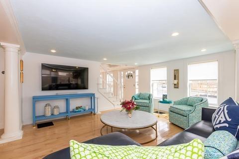 423 Main St, Hingham, MA 02043 photo 4