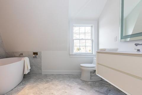423 Main St, Hingham, MA 02043 photo 25