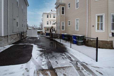 175 Winthrop St, Fall River, MA 02721 photo 4