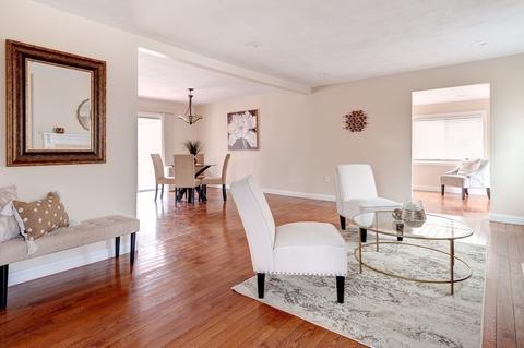 32 Melrose St, Worcester, MA 01605 photo 4