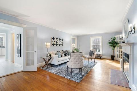 53 Bancroft Rd, Wellesley, MA 02481 photo 2