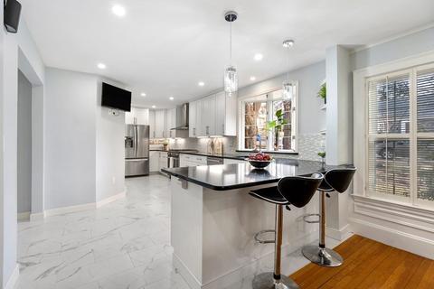53 Bancroft Rd, Wellesley, MA 02481 photo 9