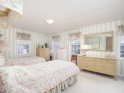 84 Flagg St, Worcester, MA 01602 photo 38
