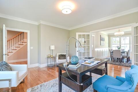 3 Dwight Ave, Natick, MA 01760 photo 4