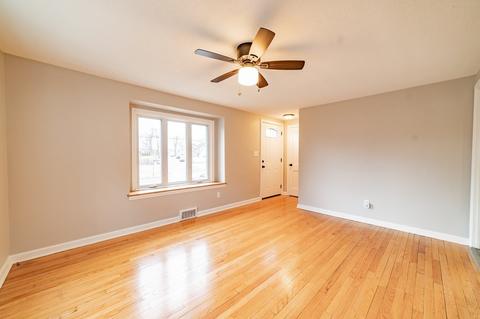 457 Plumtree Rd, Springfield, MA 01118 photo 17