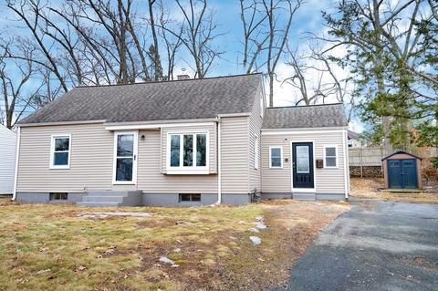 457 Plumtree Rd, Springfield, MA 01118 photo 1