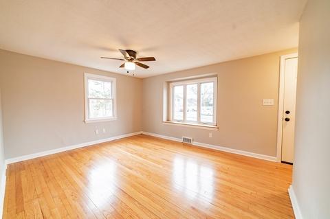 457 Plumtree Rd, Springfield, MA 01118 photo 9