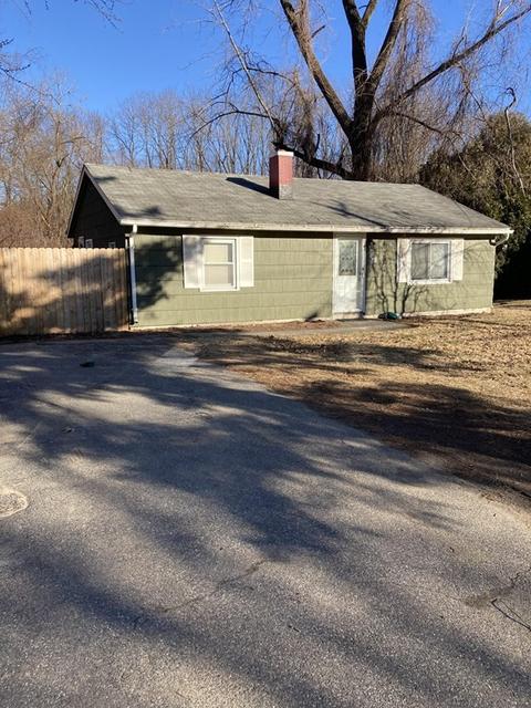 711 Bradley Rd, Springfield, MA 01109 photo 1