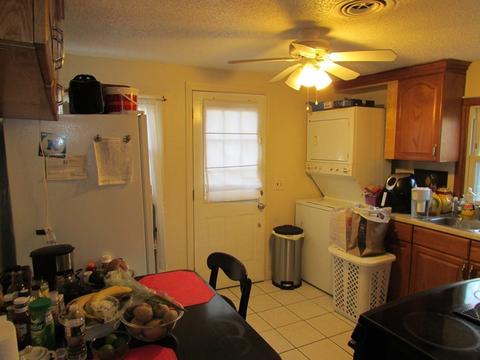 711 Bradley Rd, Springfield, MA 01109 photo 6