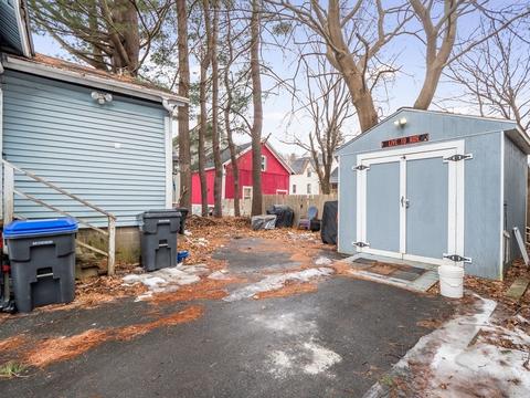 22 Spring St, Athol, MA 01331 photo 4