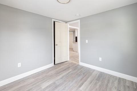 83 Brandon Ave, Springfield, MA 01119 photo 10