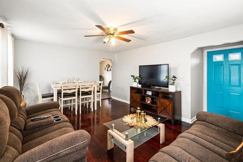 188 Cherokee Dr, Springfield, MA 01109 photo 11