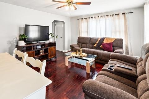 188 Cherokee Dr, Springfield, MA 01109 photo 9