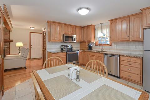 14 Gilbert St, Mansfield, MA 02048 photo 11