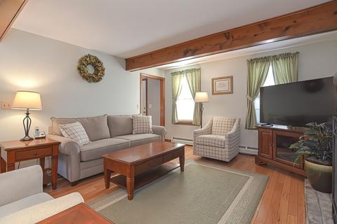 14 Gilbert St, Mansfield, MA 02048 photo 6