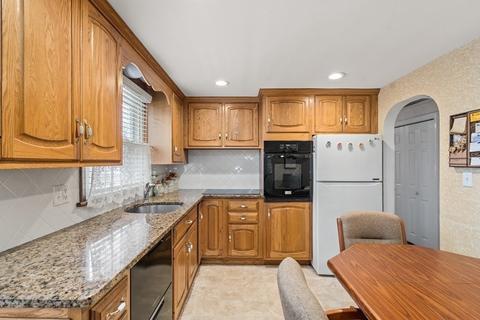 21 Baker Ave, Braintree, MA 02184 photo 8