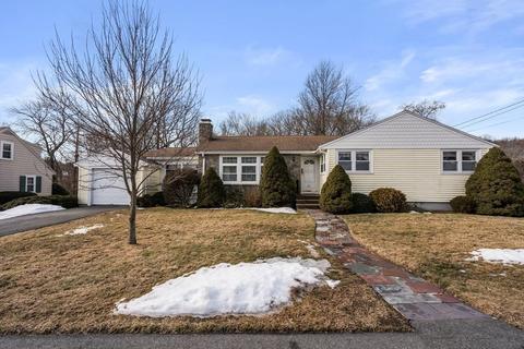 21 Baker Ave, Braintree, MA 02184 photo 2