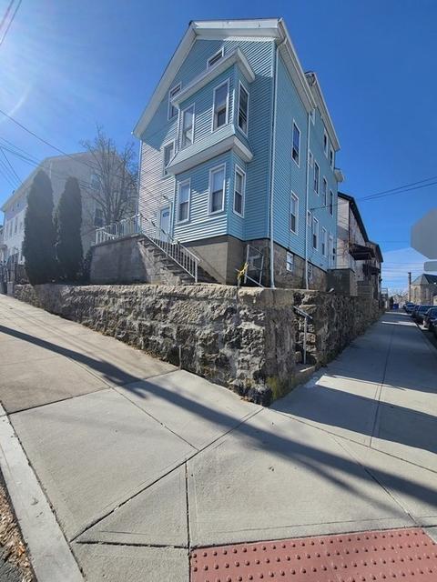 93 Fenner St, Fall River, MA 02720 photo 2
