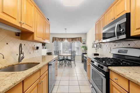 60 Maple St #C, Canton, MA 02021 photo 3