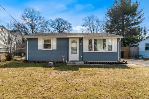 35 Blanding St, Springfield, MA 01151 photo 1