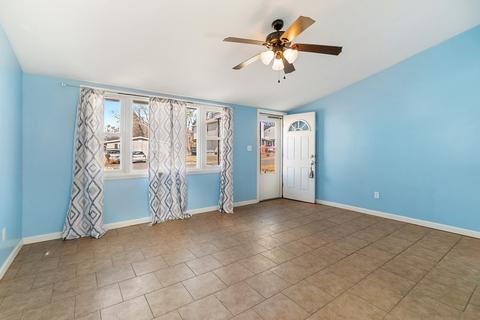 35 Blanding St, Springfield, MA 01151 photo 8
