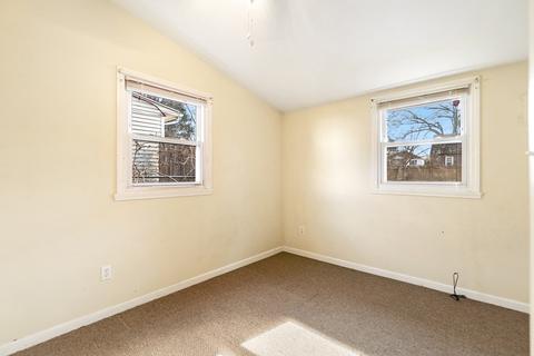 35 Blanding St, Springfield, MA 01151 photo 12