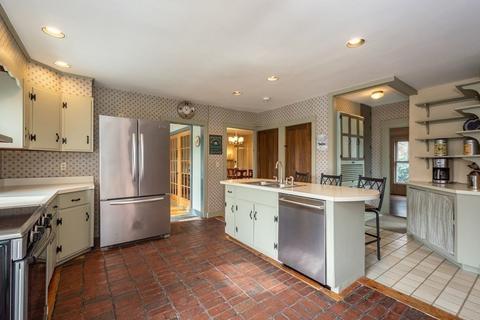 59 North Ave, Mendon, MA 01756 photo 18