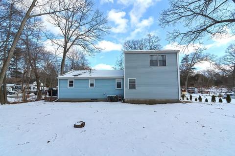 9 Pine Ridge Rd, Webster, MA 01570 photo 3