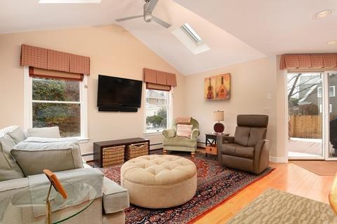 315 Harris Ave, Needham, MA 02492 photo 2