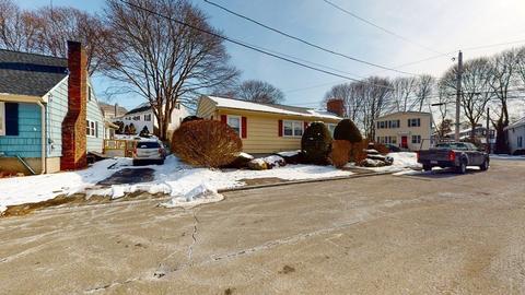29 Abbott St, Salem, MA 01970 photo 17