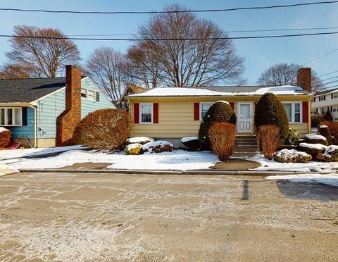 29 Abbott St, Salem, MA 01970 photo 1