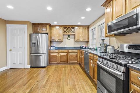 89 Florence St, Everett, MA 02149 photo 4