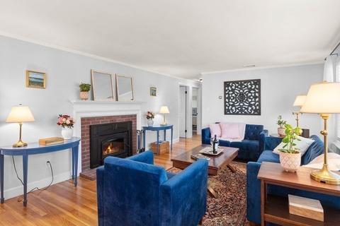 10 Richards Rd, Reading, MA 01867 photo 2