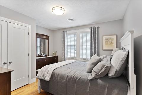 83 Floyd St, Everett, MA 02149 photo 8
